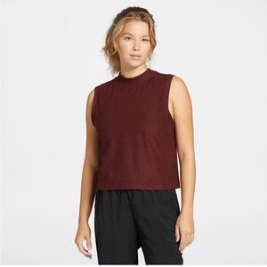CALIA by Carrie Underwood Maroon Lustralux Mockneck Sleeveless Muscle Tee